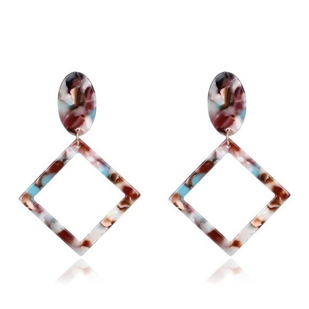 3/$30 ❤️ Acetate Resin Geometric Earrings